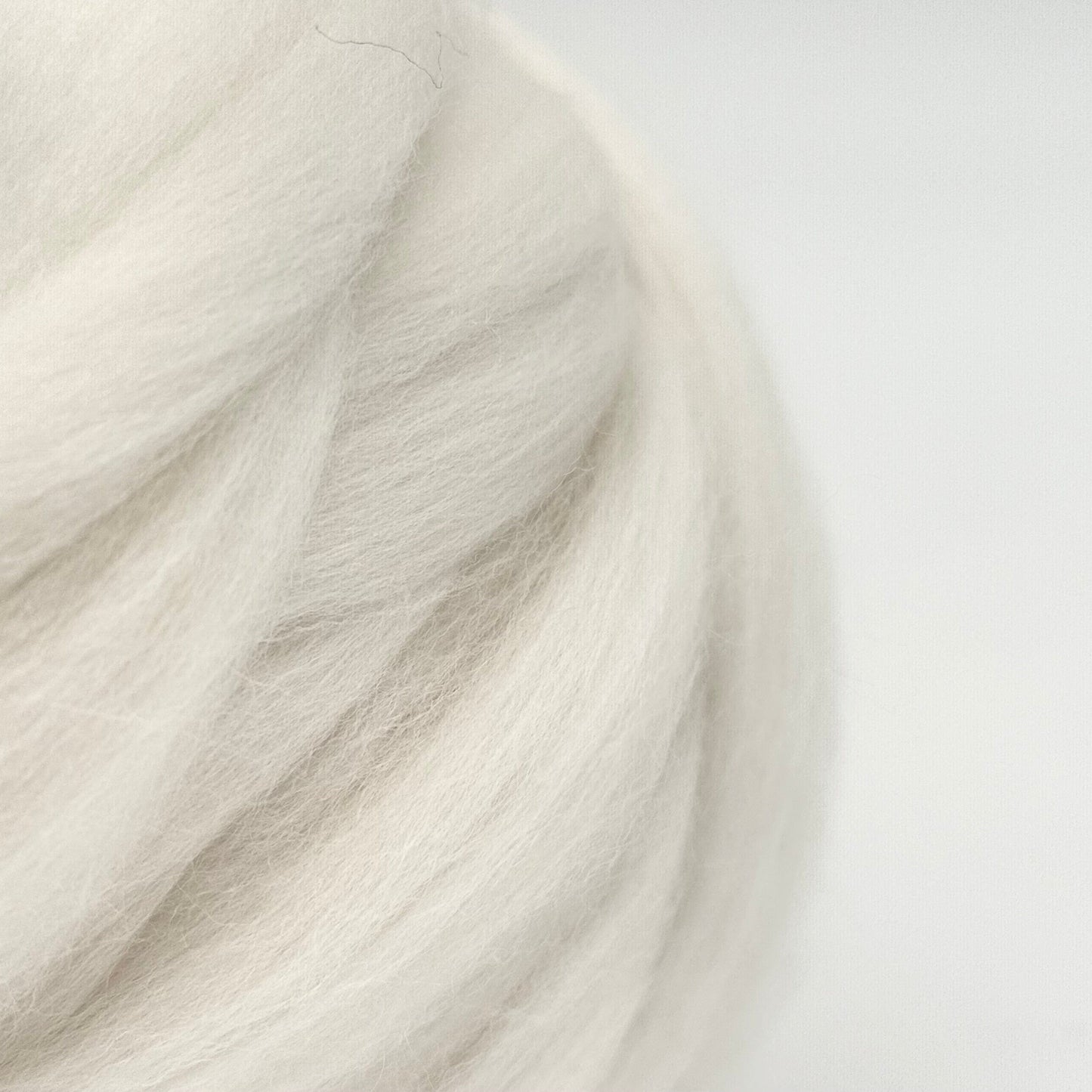 Paradise Fibers Solid Colored Merino Top - 301 Lightning
