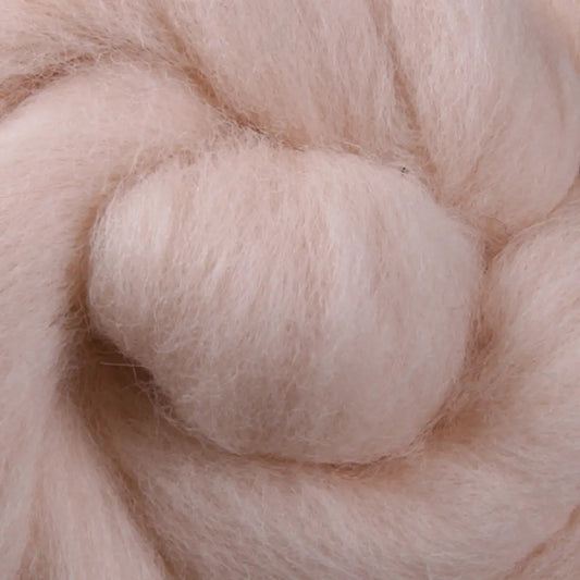 Ashford Solid Colored Corriedale Sliver - Blush