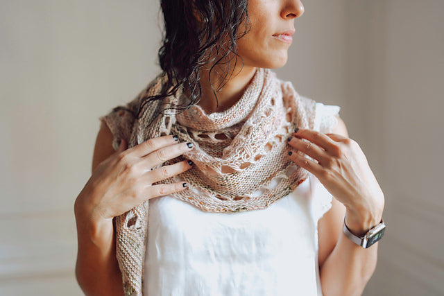 Traveling Solo by Joji Locatelli Shawl Kit