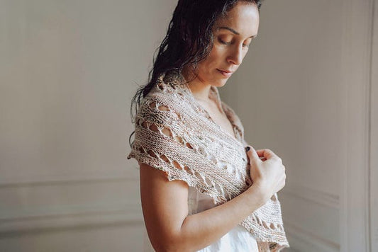 Traveling Solo by Joji Locatelli Shawl Kit