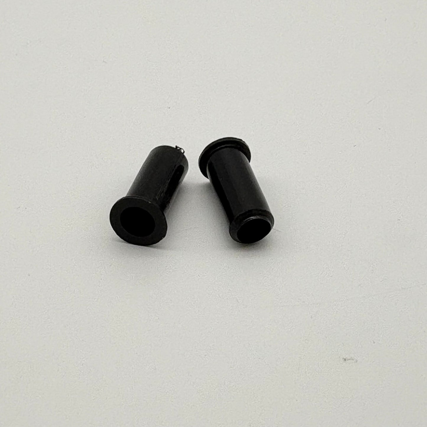 Louet Black Plastic Hinge Bearing – Treadle Replacement (Pair)