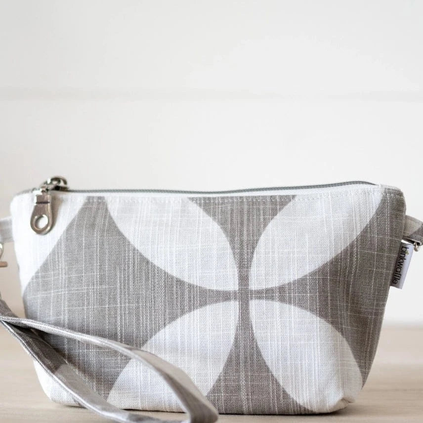 Binkwaffle | Notions Zipper Pouch - Paradise Fibers