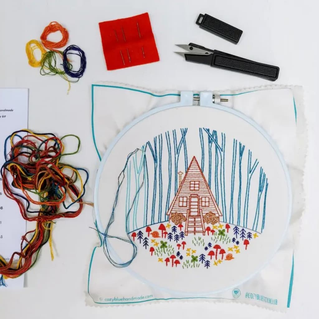 Cozyblue Cozy Cabin Embroidery Kit - Paradise Fibers