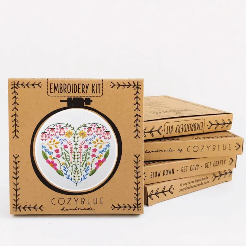 Cozyblue Full Heart Embroidery Kit - Paradise Fibers