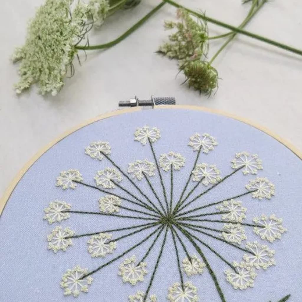 Cozyblue Queen Anne's Lace Embroidery Kit - Paradise Fibers