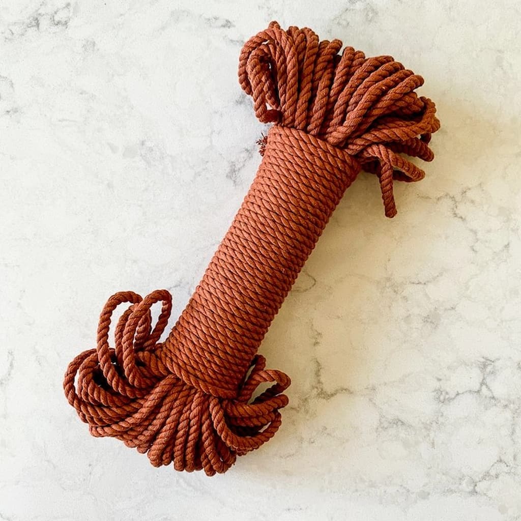 Flax & Twine Brooklyn Basket Kit with Leather Handle - Paradise Fibers