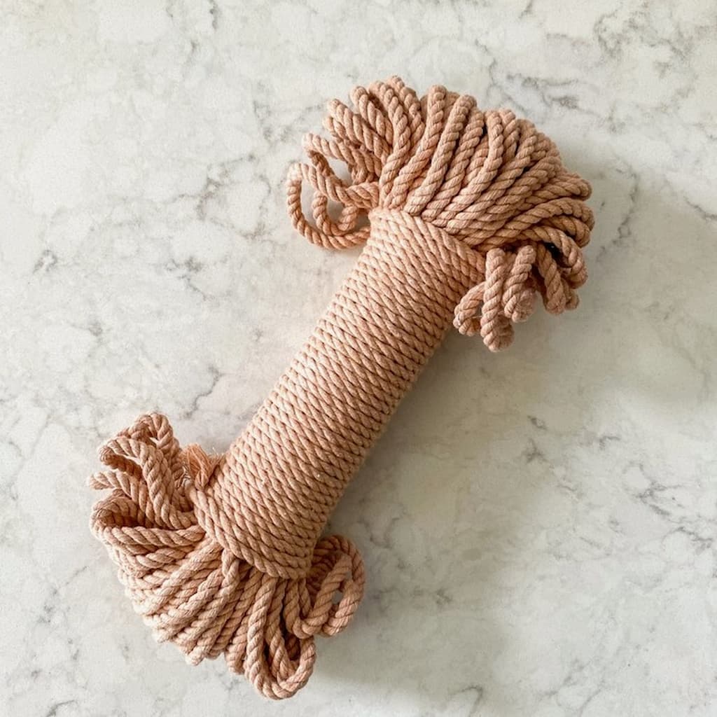 Flax & Twine Brooklyn Basket Kit with Leather Handle - Paradise Fibers