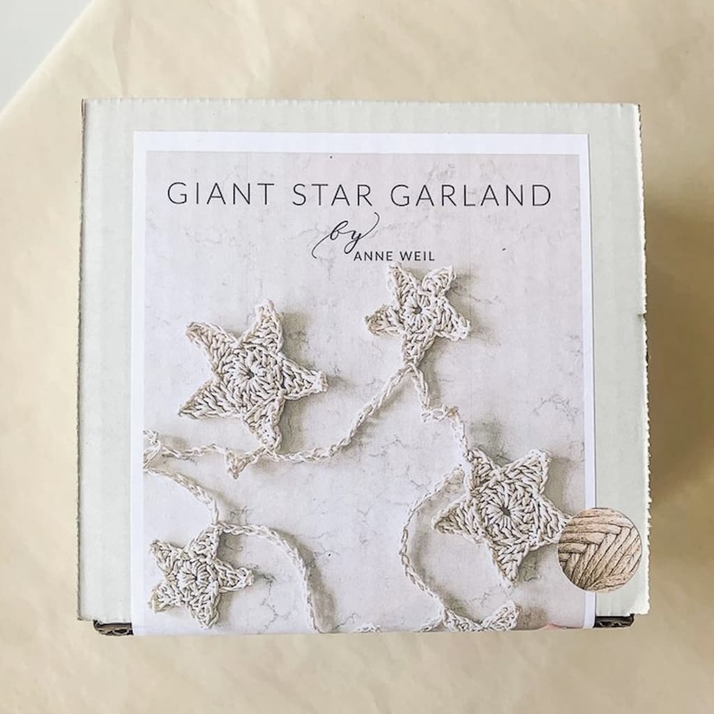 Giant Crochet Star Garland Kit - Paradise Fibers