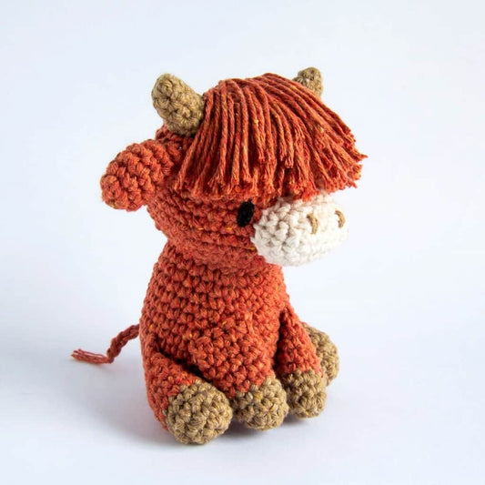 Hoooked | Highland Cow Aiden Crochet Kit - Paradise Fibers