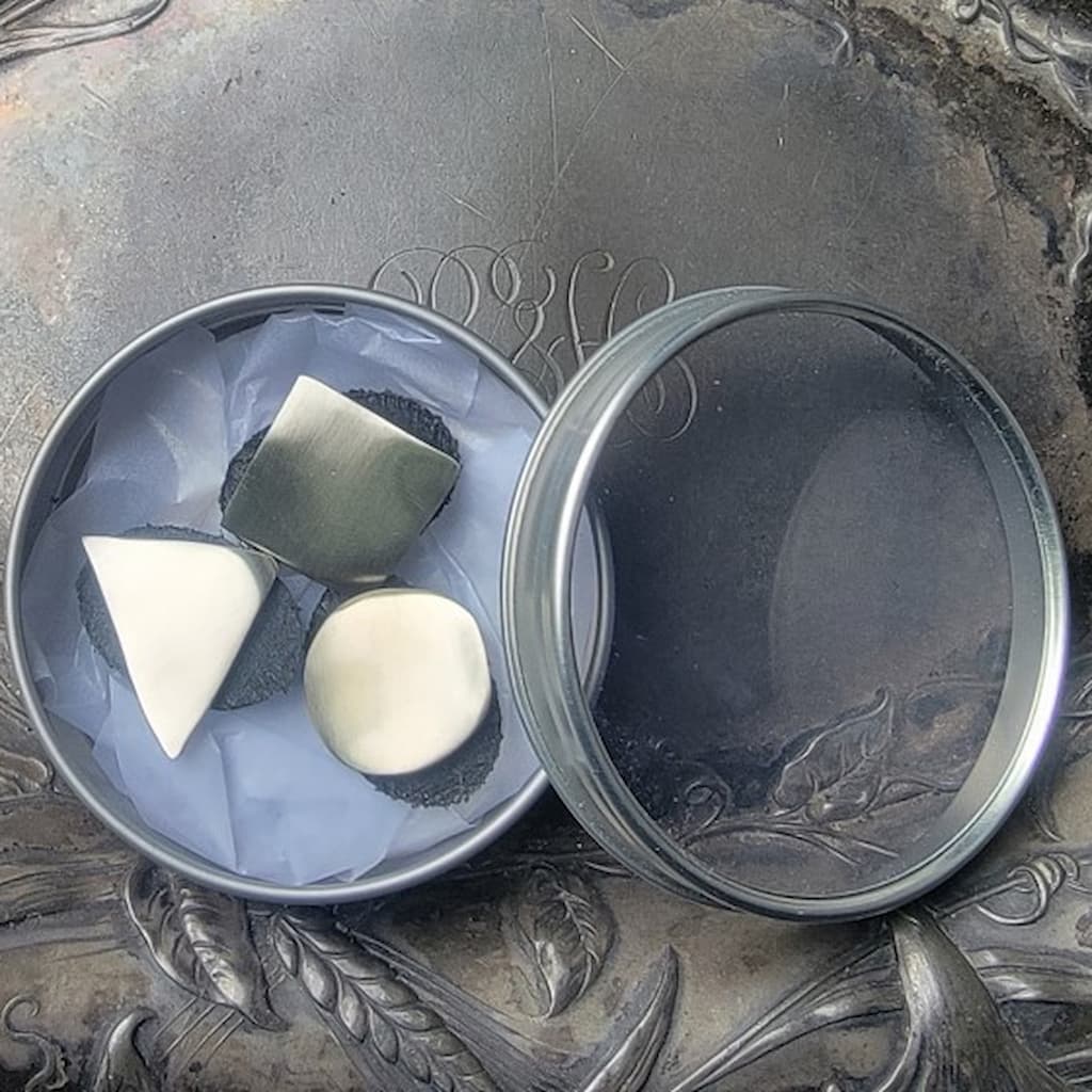 Jul | Midcentury Modern Stud Buttons - Paradise Fibers