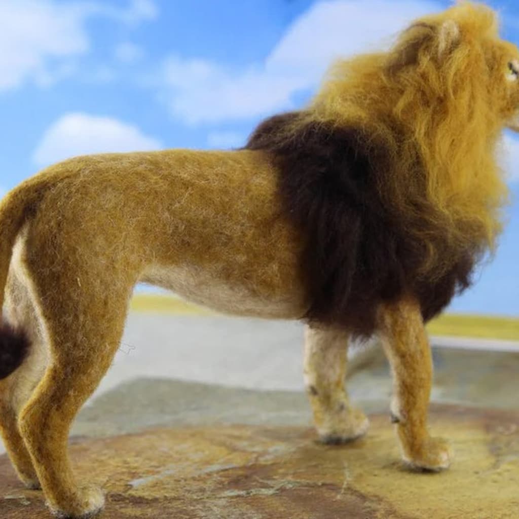 Lewie the Lion Needle Felting Kit - Paradise Fibers