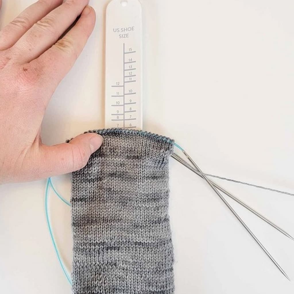 Sock Ruler - Sock Sizing Snap Bracelet - Paradise Fibers