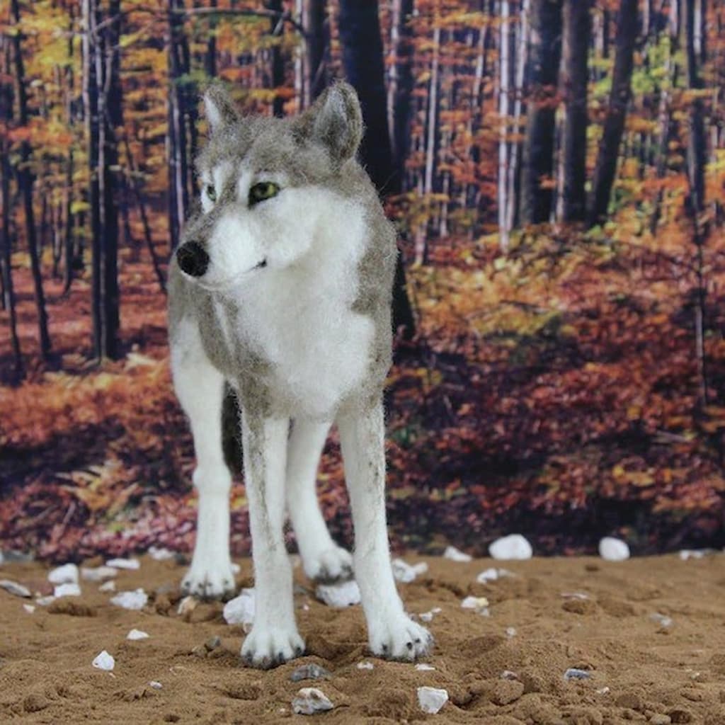 Winston the Wolf Needle Felting Kit - Paradise Fibers