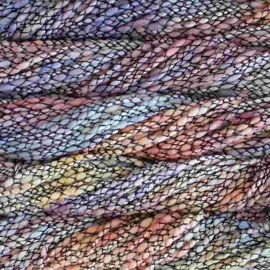 Guyunusa Caracol Yarn - close-up texture