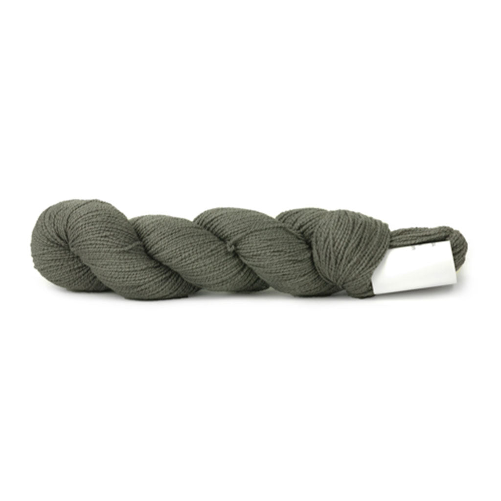 CoBaSi in the color Seattle Sky 038, a dark grey colorway.