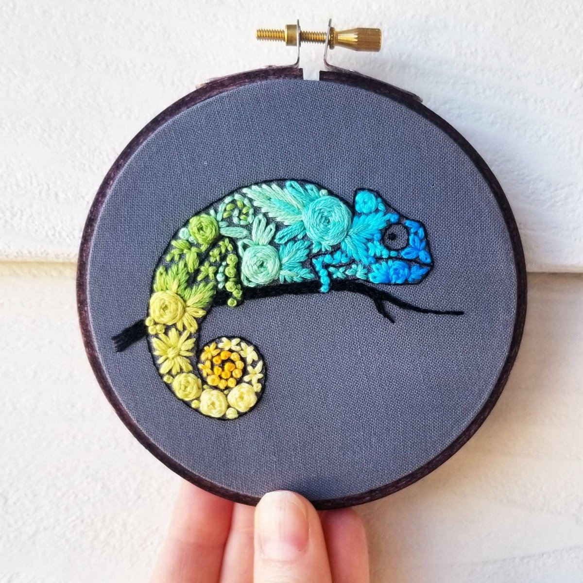 Chameleon Beginner Needlepoint Kit - Paradise Fibers