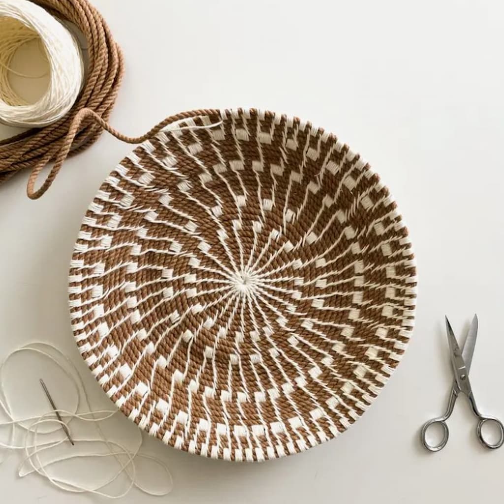 Flax and Twine Sunburst Basket Kit - Paradise Fibers