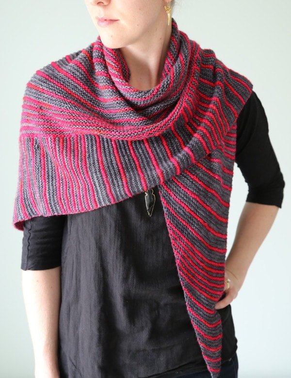 Itineris Shawl Pattern by The Yarniad - Paradise Fibers