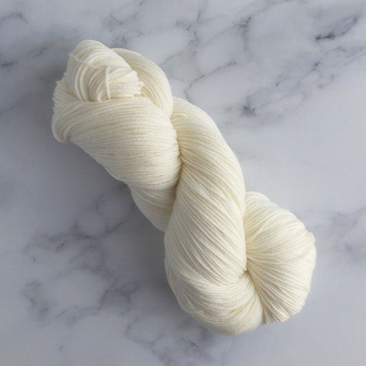 Paradise Fibers Undyed Yarn - Fedelini - Fingering/Sock (4/16) - Paradise Fibers
