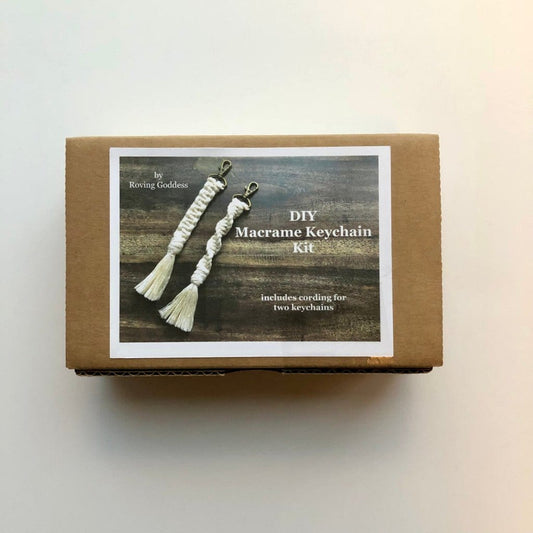 Roving Goddess DIY Macramé Keychain Kit - Paradise Fibers