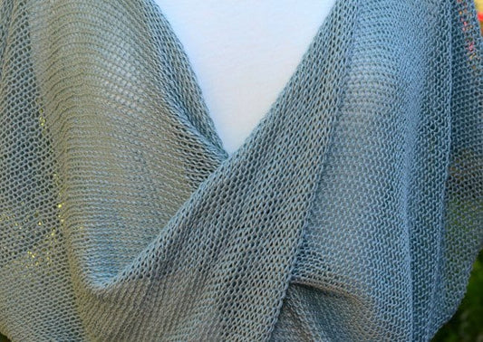 SKnitsB Twisted Top Pattern - Paradise Fibers