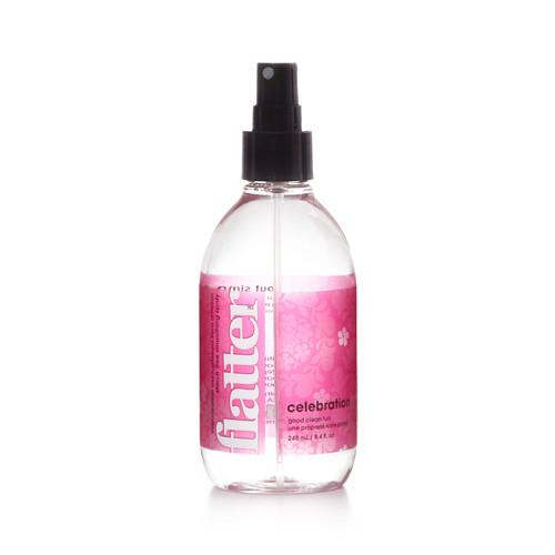 SOAK Flatter Smoothing Spray - Paradise Fibers