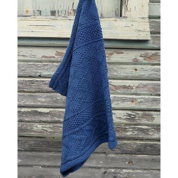 The Guernsey Cat Cowl Pattern by Kristen Olson-Patterns-