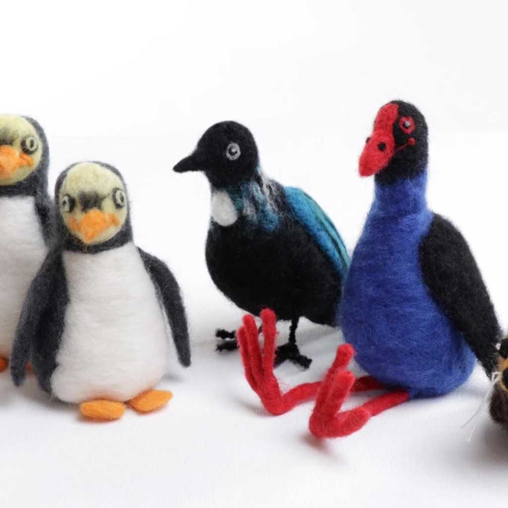 Ashford New Zealand Wildlife Needle Felting Kits - Paradise Fibers