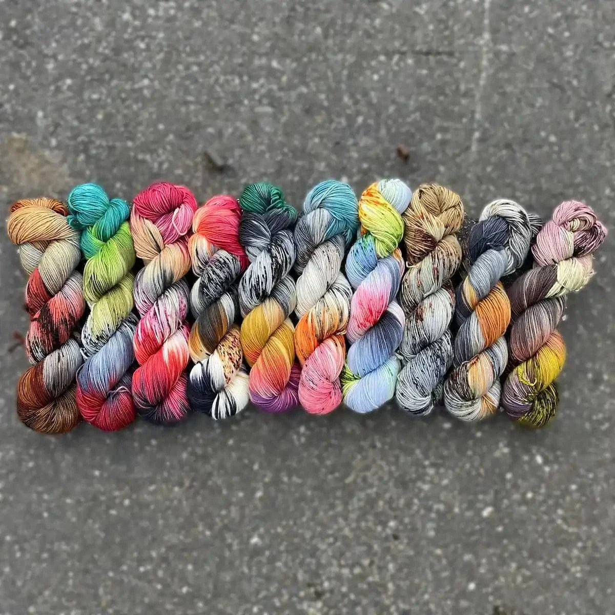 Round Mountain Fibers Alder Fingering - Merino/Nylon Sock Yarn