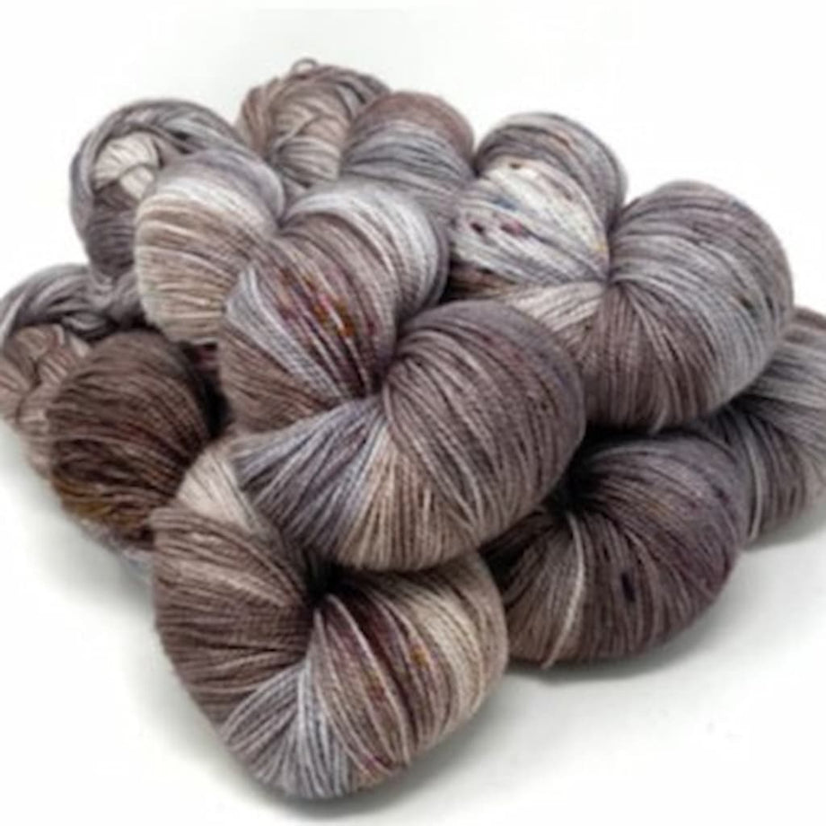 Ciniglia Lilla 100gr – Woolly Yarn Shop