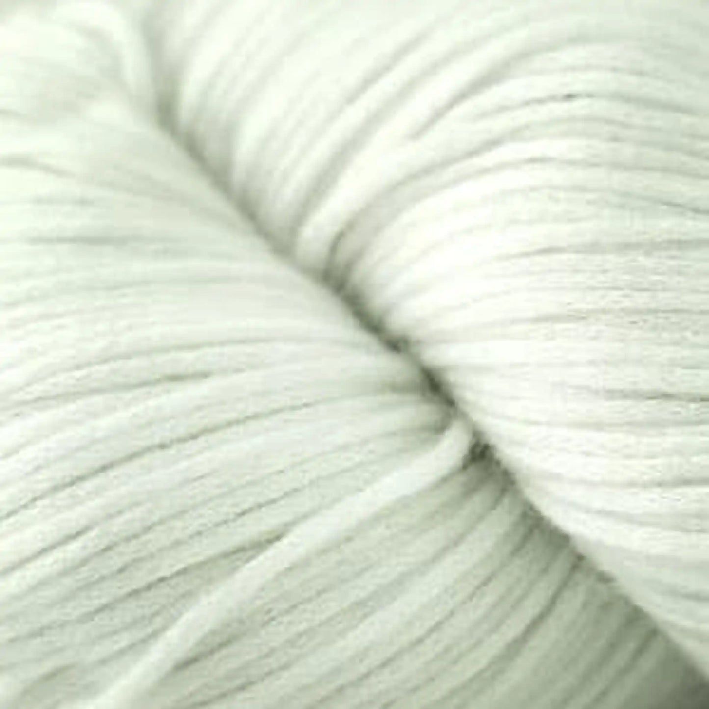 Cascade Cantata Worsted Yarn color 17 Silver