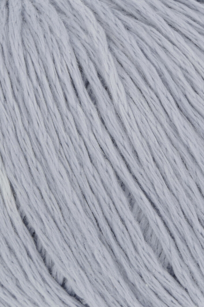 Lang Yarn Amira Light