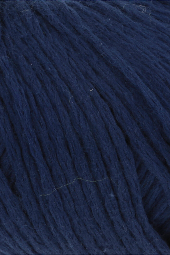 Lang Yarn Amira Light