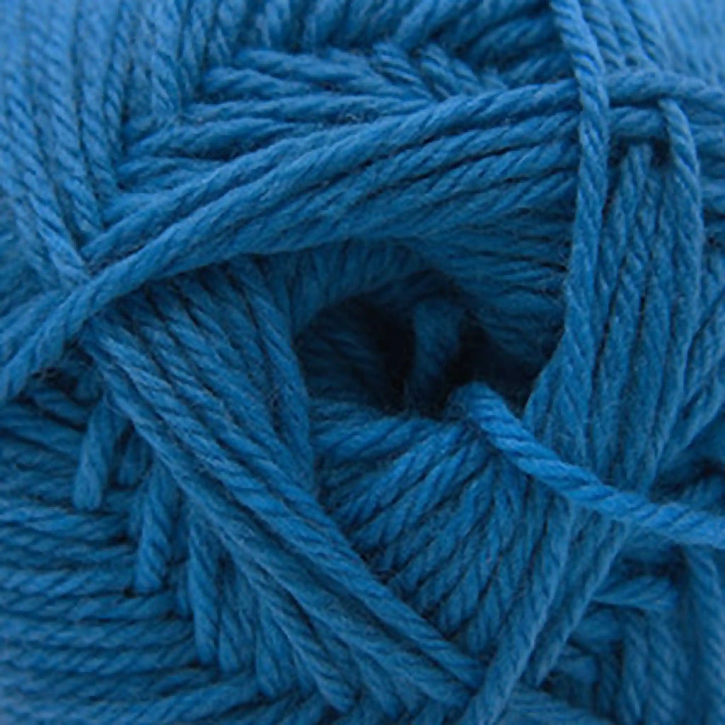 Cascade 220 Superwash Merino Medium Worsted Yarn color 114 Bluejay