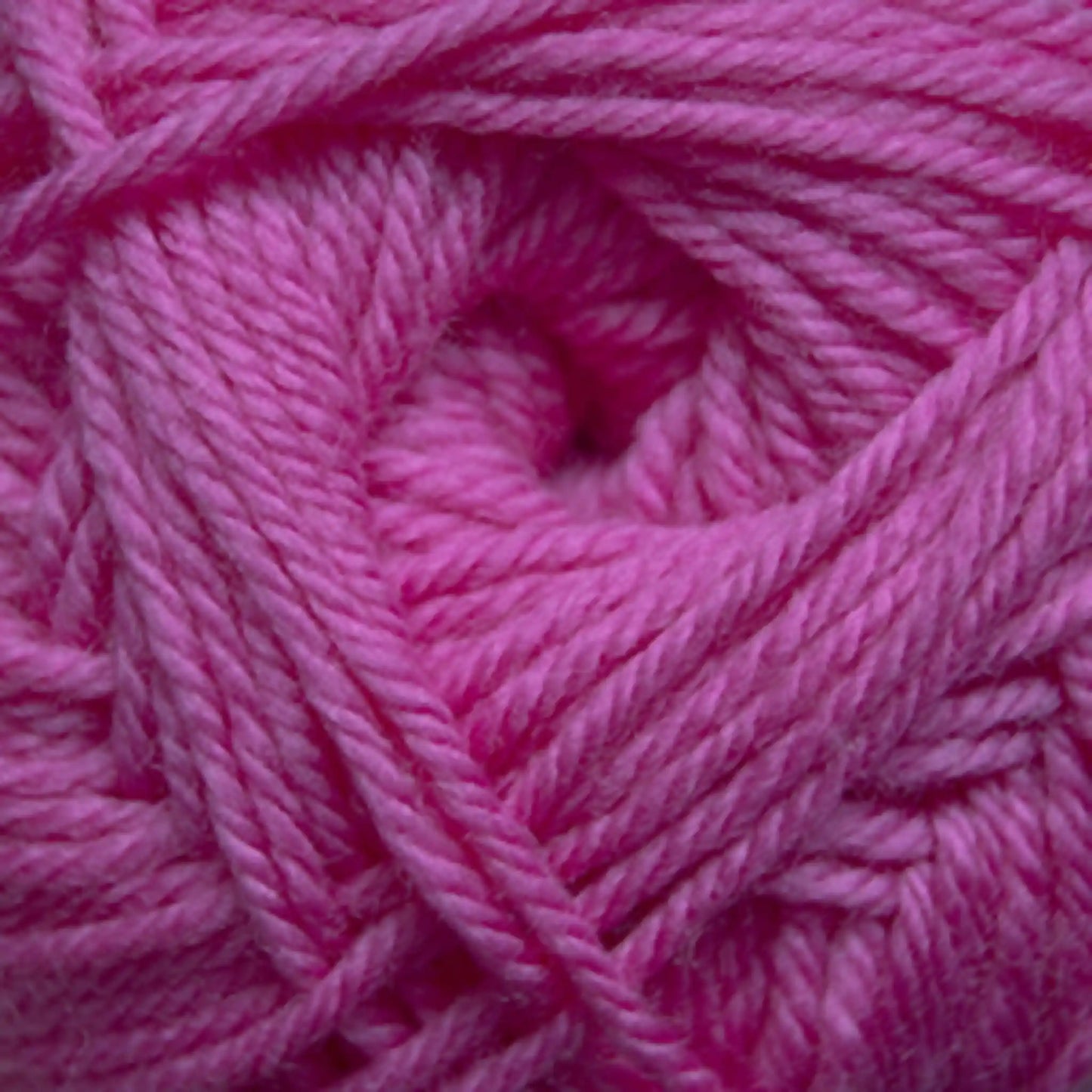 Cascade 220 Superwash Merino Medium Worsted Yarn color 23 Azalea Pink