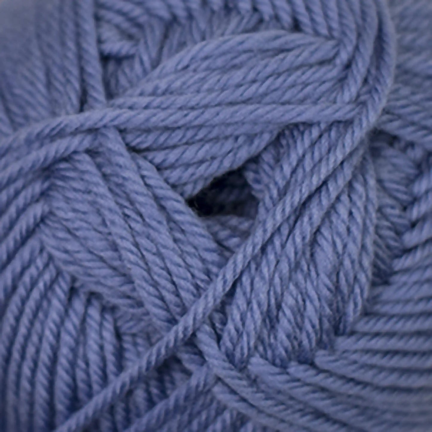 Cascade 220 Superwash Merino Medium Worsted Yarn color 53 Country Blue