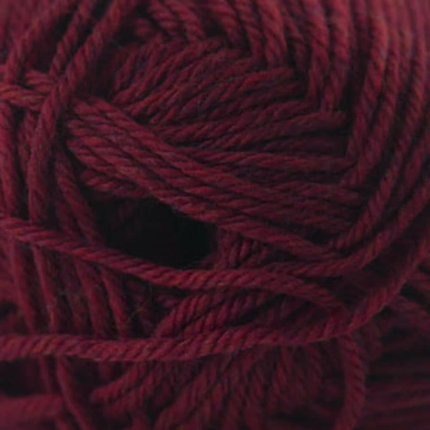 Cascade 220 Superwash Merino Medium Worsted Yarn color 85 Christmas Red Heather