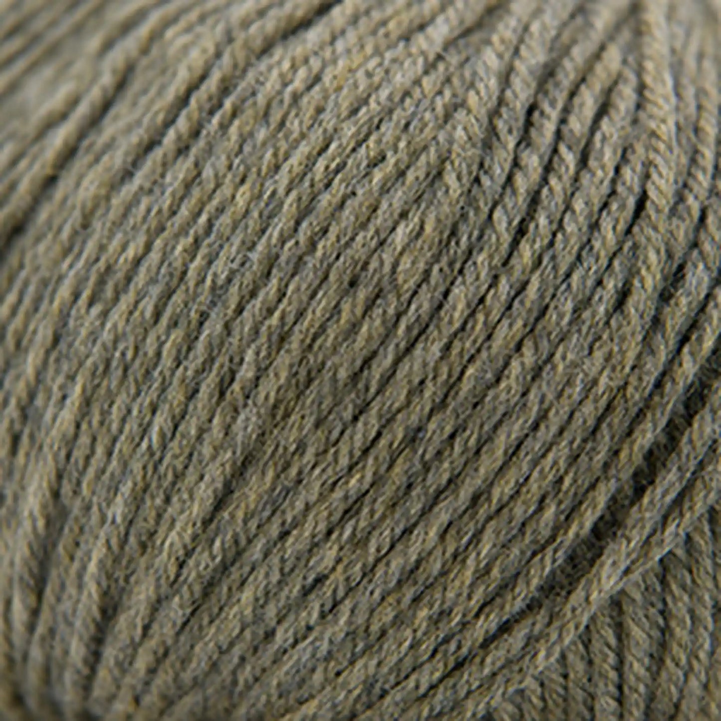 Cascade 220 Superwash Worsted Yarn color 378 Sparrow