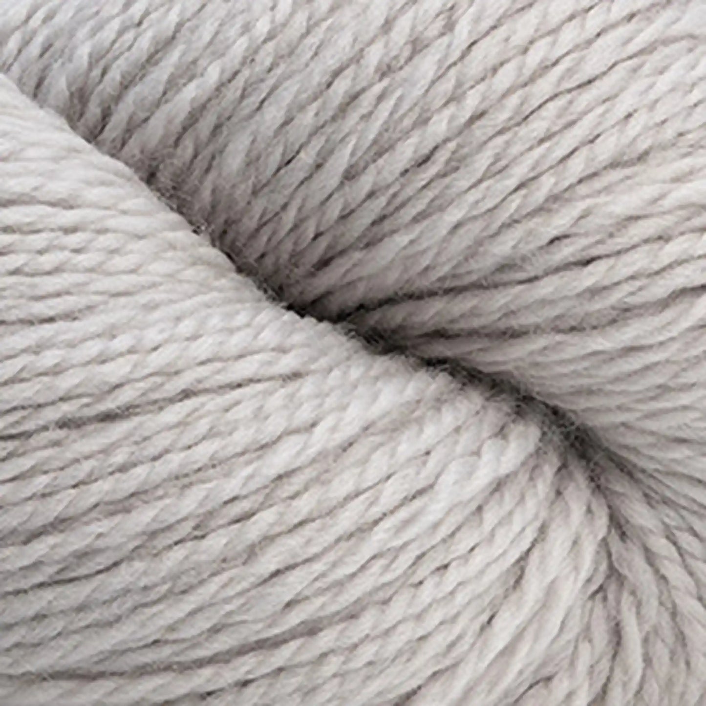 Cascade 220 Superwash Fingering Yarn color 106 Moonbeam