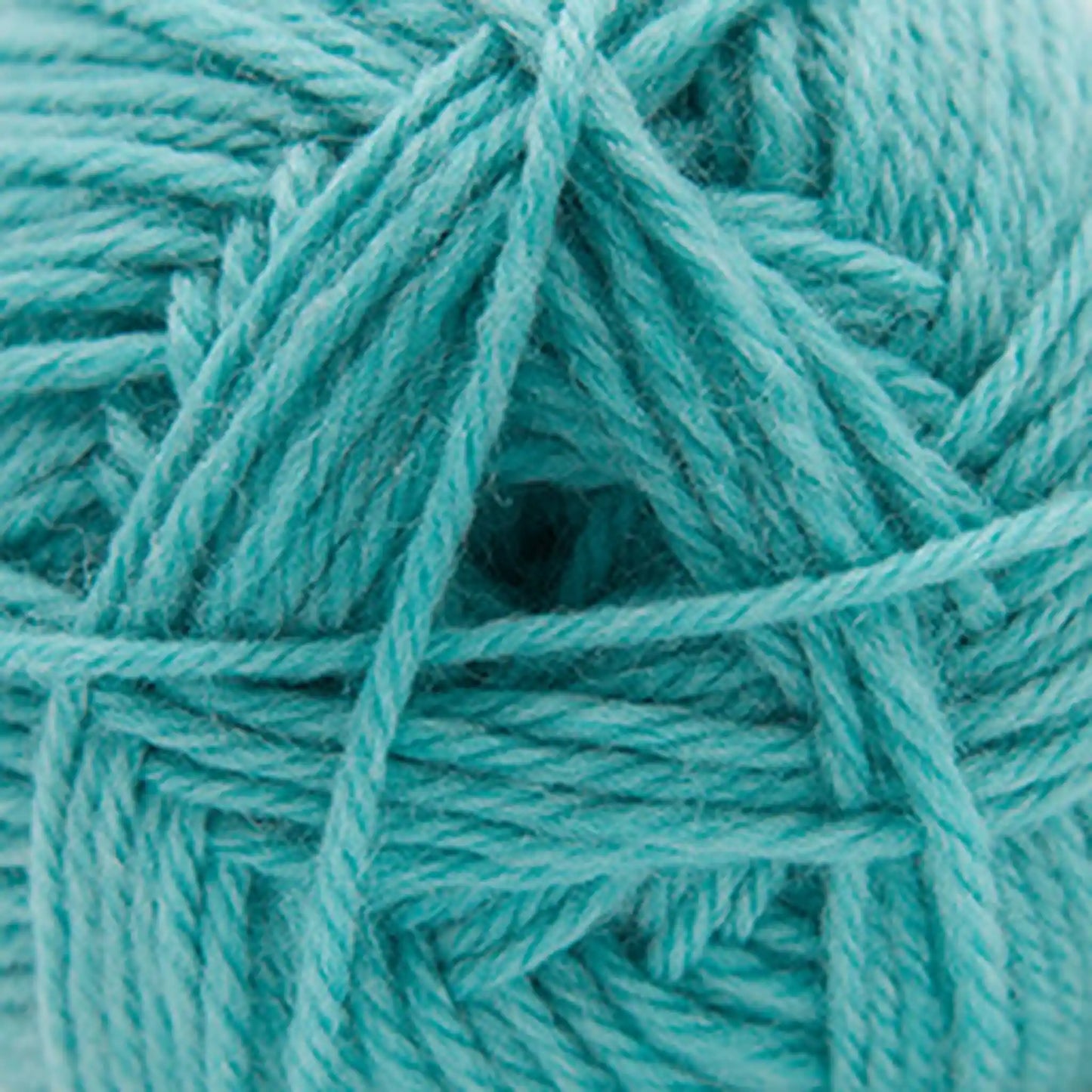 Cascade 220 Superwash Merino Medium Worsted Yarn color 130 Aqua Heather
