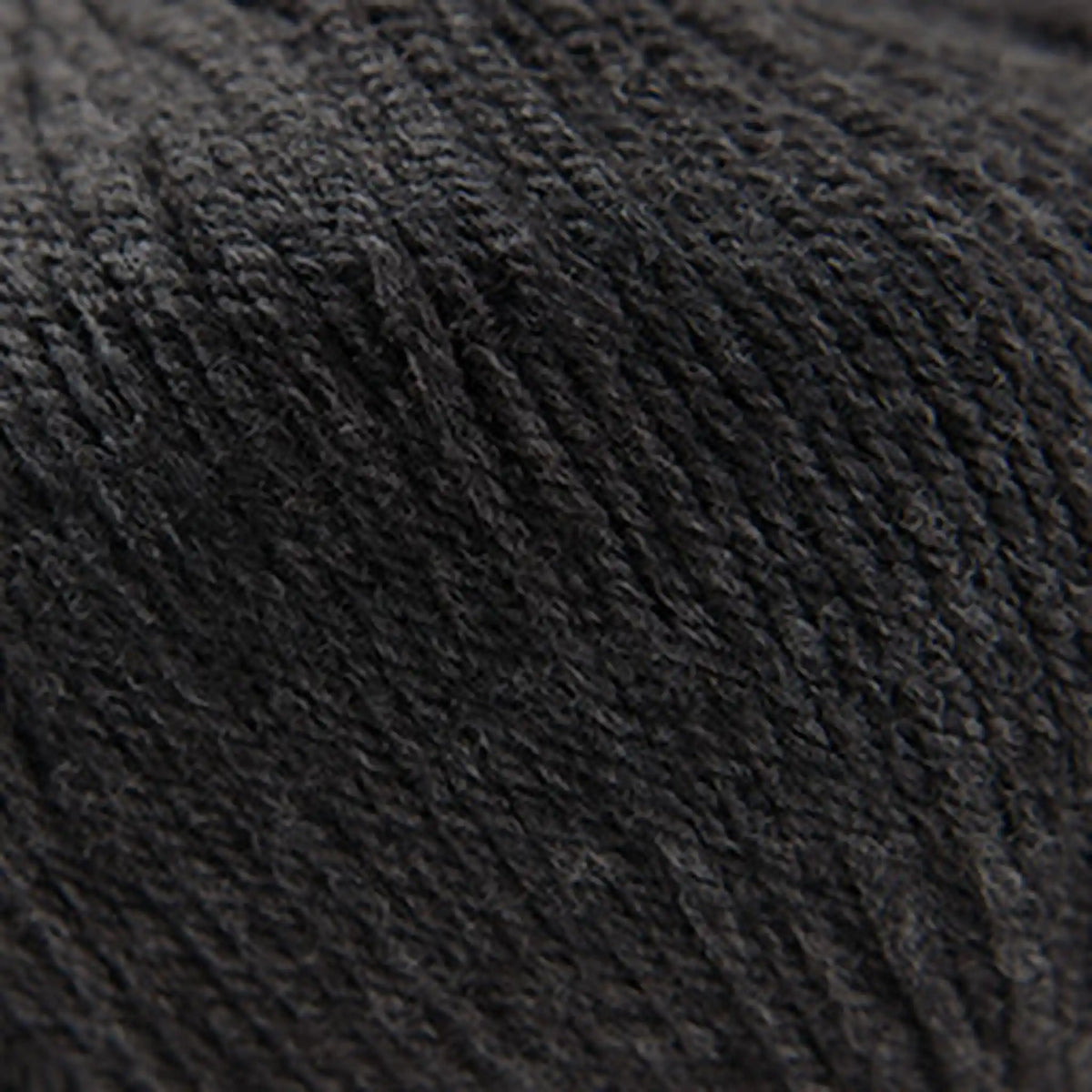 Cascade 220 Superwash Worsted Yarn color 1913 Jet