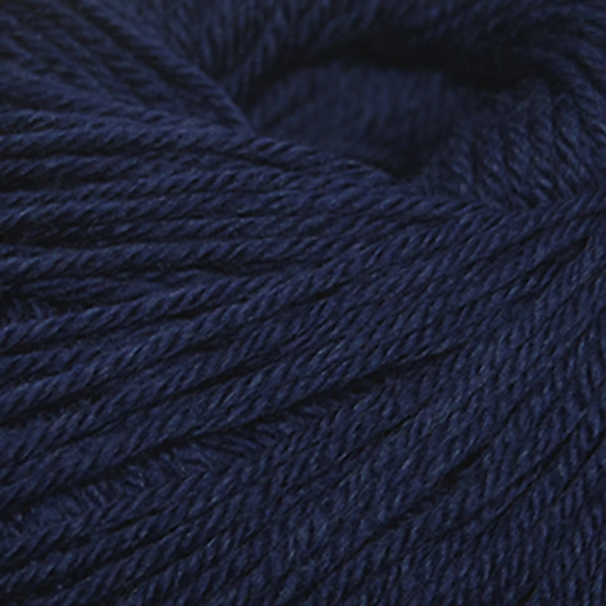 Cascade 220 Superwash Worsted Yarn color 1924 Midnight Heather