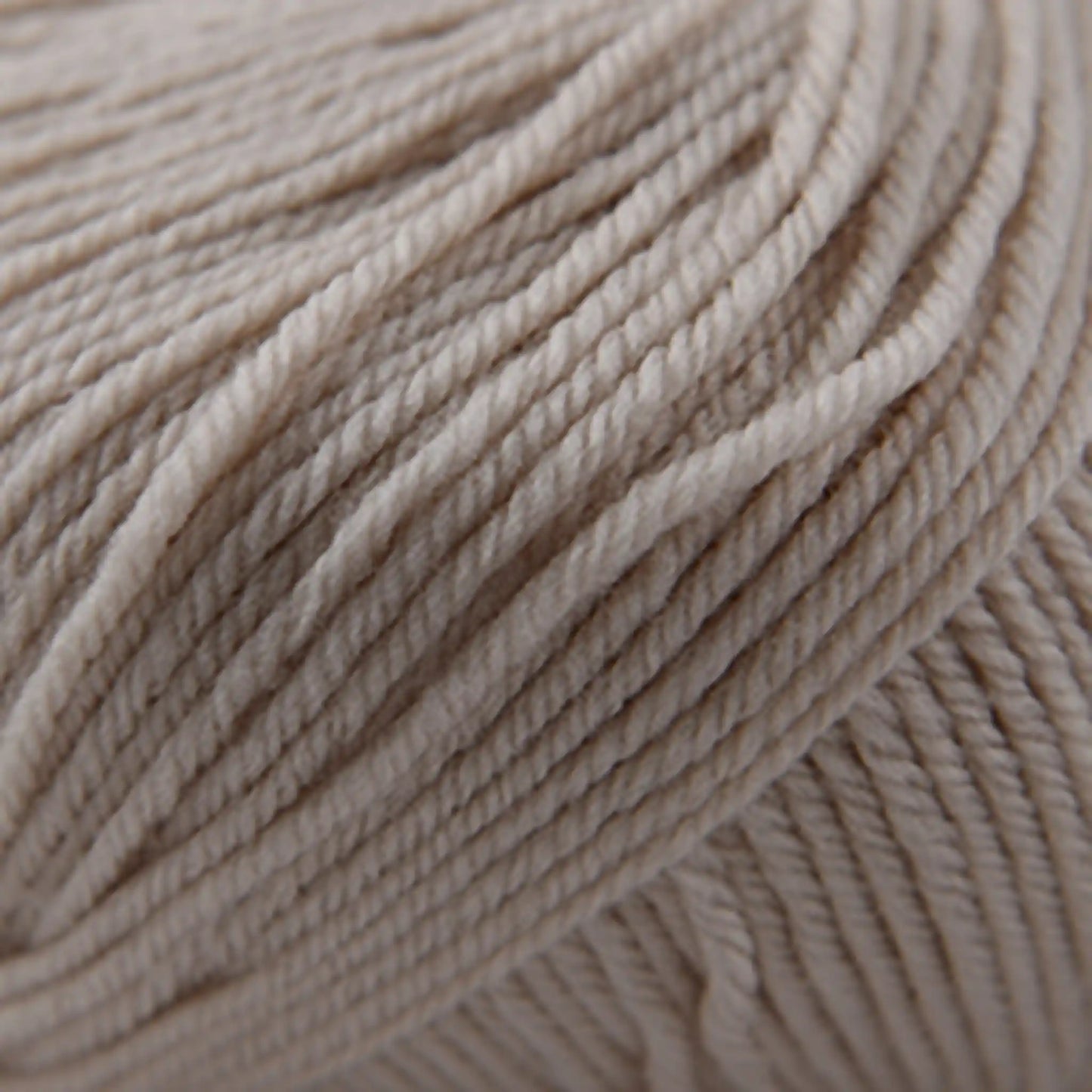 Cascade 220 Superwash Worsted Yarn color 228 Frosted Almond