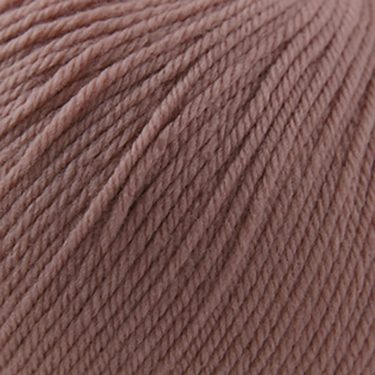 Cascade 220 Superwash Worsted Yarn color 229 Ash Rose