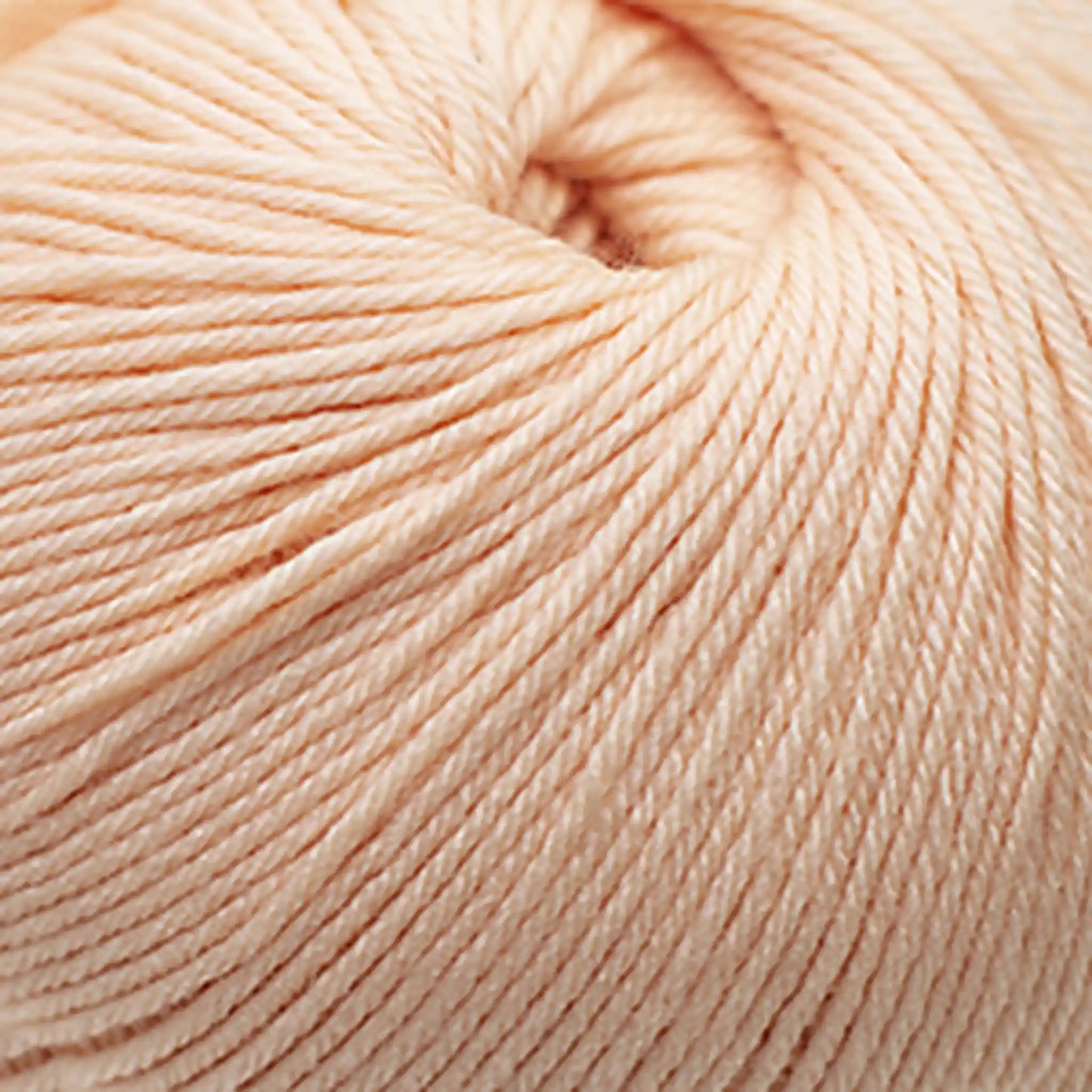 Cascade 220 Superwash Worsted Yarn color 289 Cream Puff
