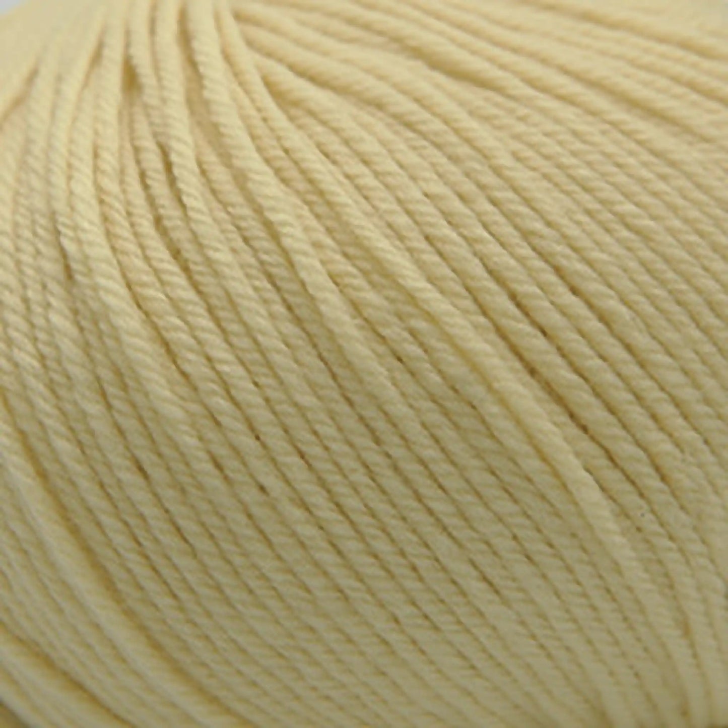 Cascade 220 Superwash Worsted Yarn color 347 Chamomile
