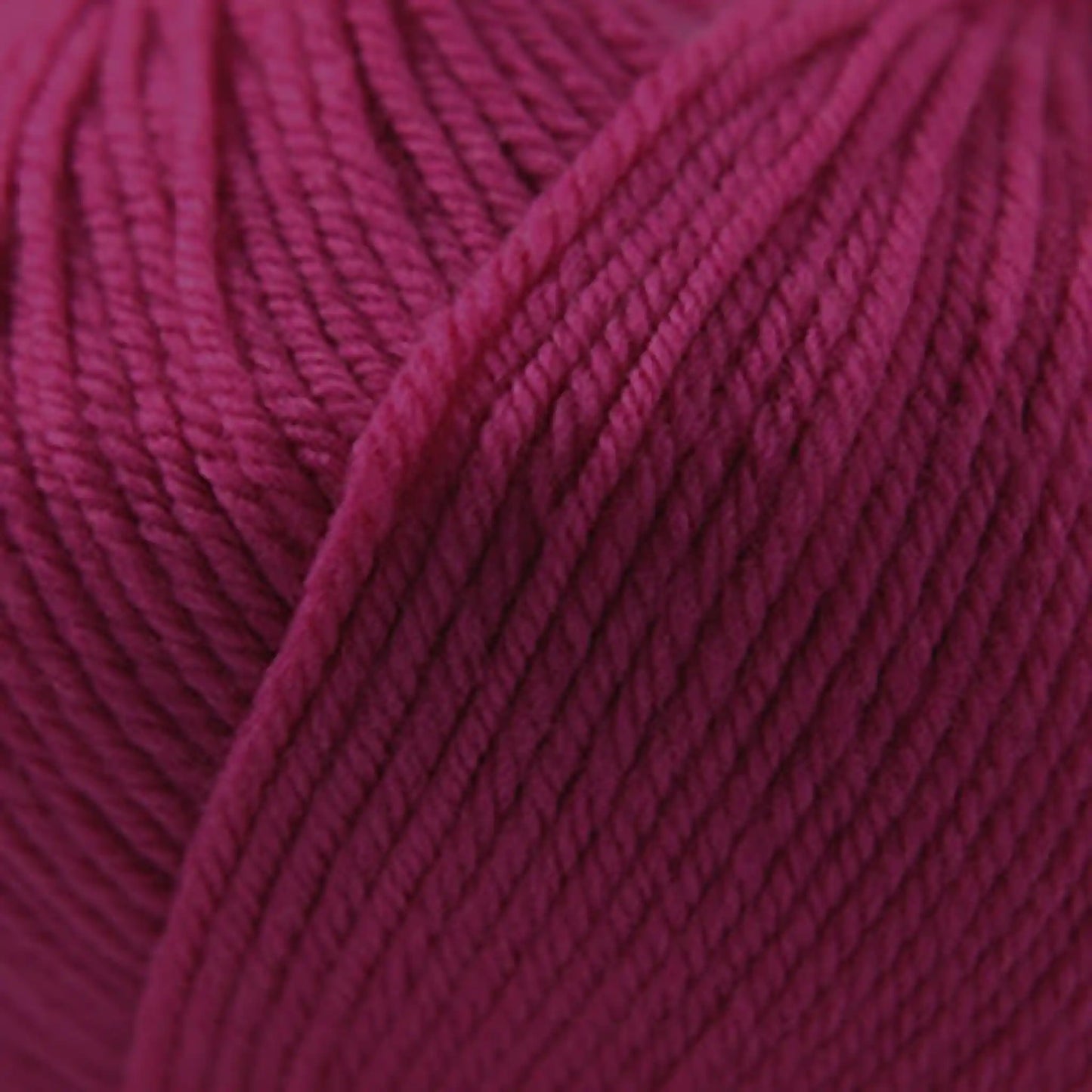 Cascade 220 Superwash Worsted Yarn color 837 Berry Pink
