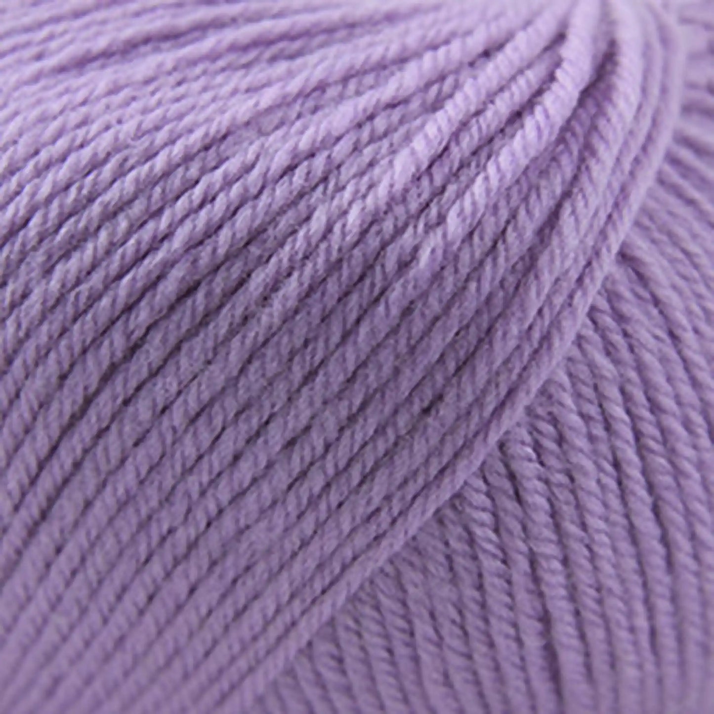 Cascade 220 Superwash Worsted Yarn color 842 Light Iris