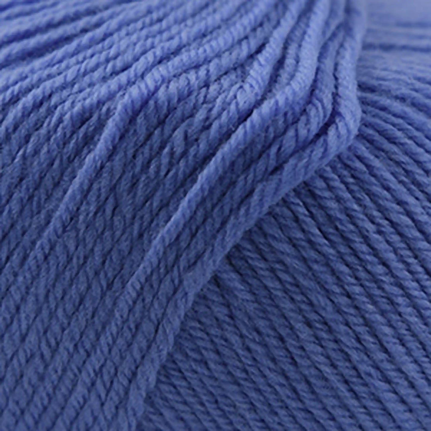 Cascade 220 Superwash Worsted Yarn color 844 Periwinkle