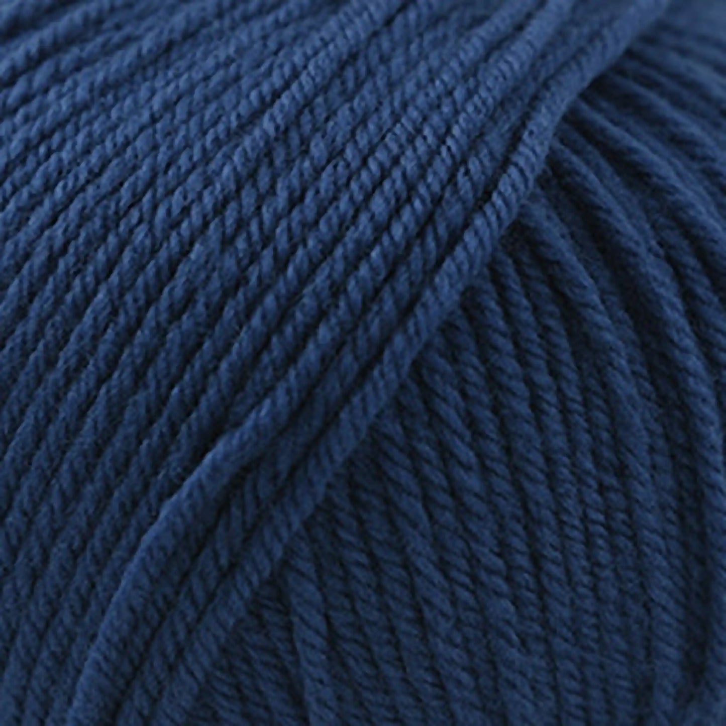 Cascade 220 Superwash Worsted Yarn color 885 In The Navy